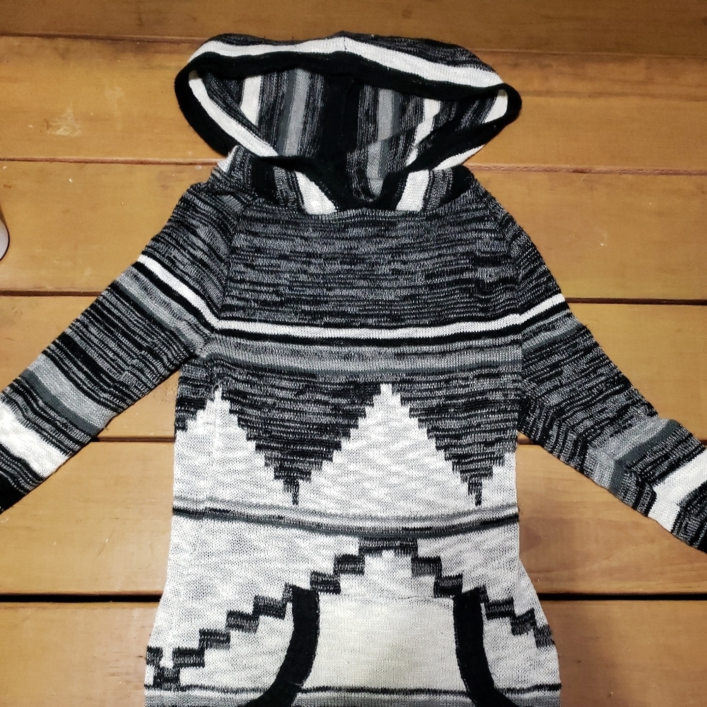 NOBO Sweater